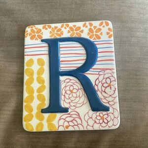 Decorative R Tile